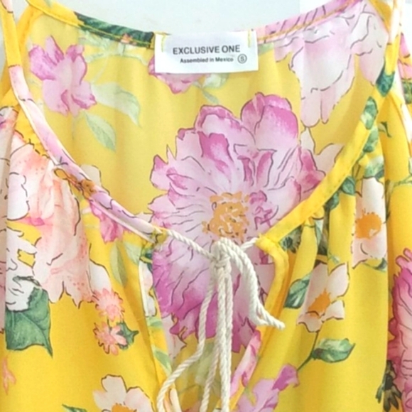 EXCLUSIVE ONE YELLOW FLORAL FLUTTER HEM TANK SZ SM - Picture 4 of 11